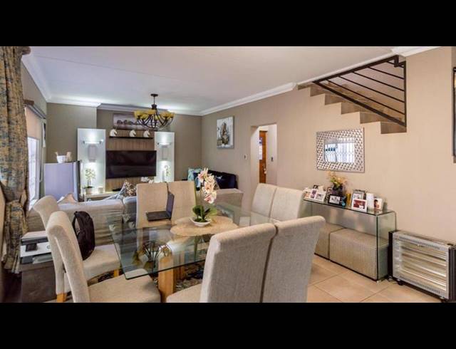 3 BEDROOM TOWNHOUSE FOR SALE IN TERENURE